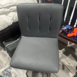 One Gray Extendable Bar Stool Chair 