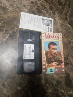 John Wayne , Anthony Quinn  Back To Bataan  VHS Movie