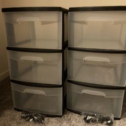 Like New Storage Containers 