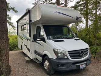 2020 Mercedes Winnebago Vita WMC24P