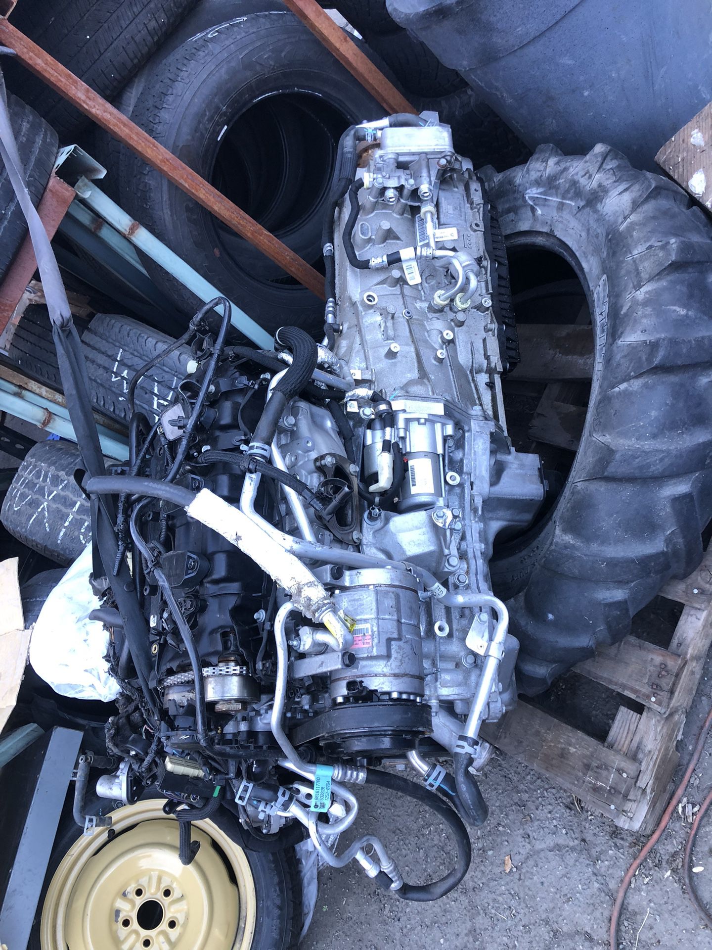 PACKAGE DEAL 2021 Jeep Cherokee V6 Motor N Transmisión N Rear End N 20” Wheels $3000 Parts