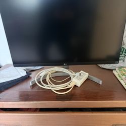 LG 27” 4K UHD IPS Monitor (27UK600-W)