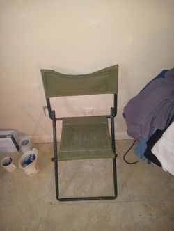 Folding green canvas chair $10