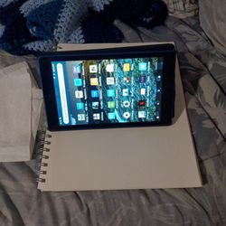 Fire HD 8 (8th Generation) With Cover