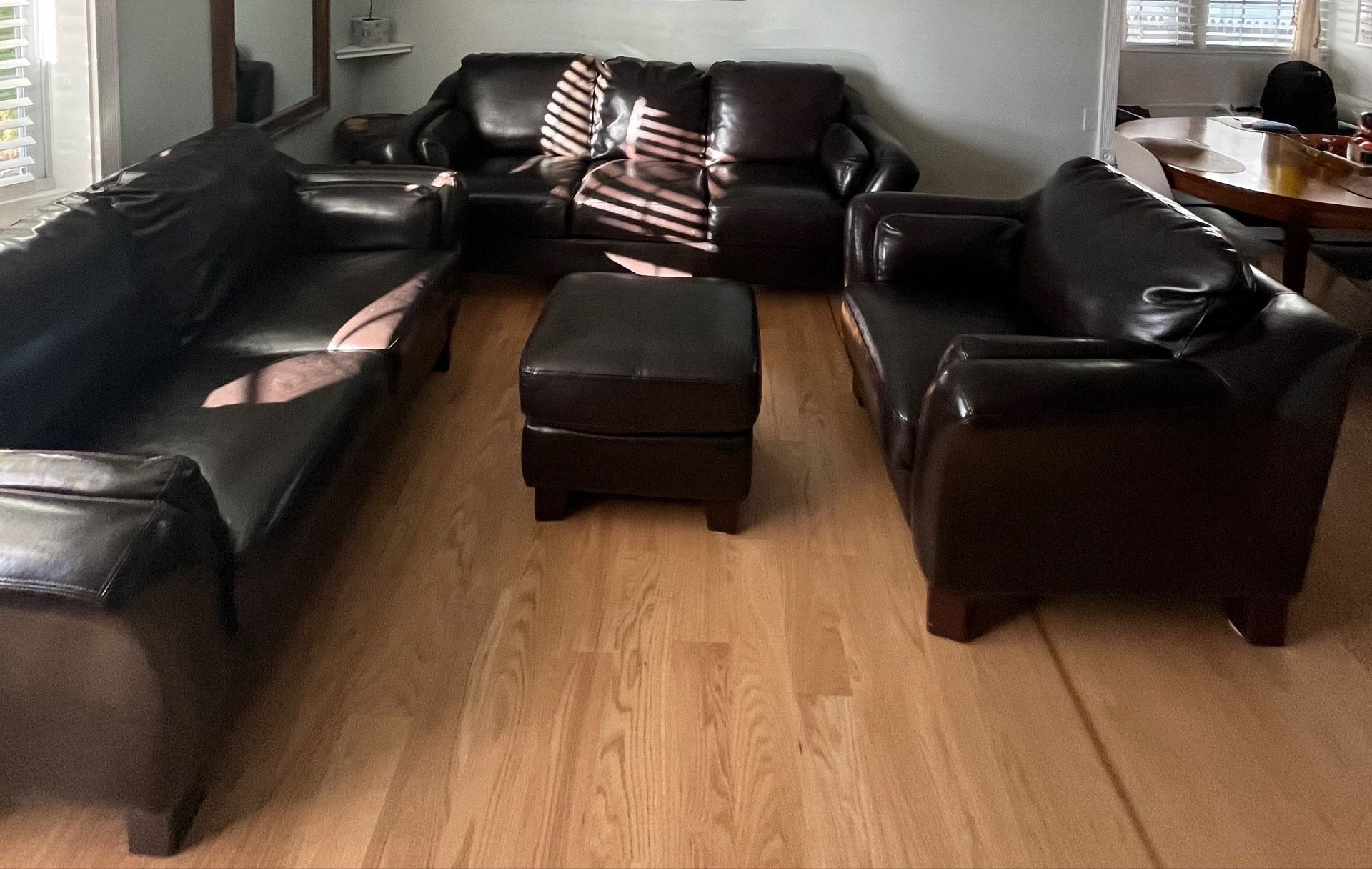 Faux / Bonded Leather Sofa Set