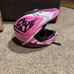 HJC CL-XY 2 Ellusion Youth MX Offroad Helmet Pink/White LG. Has minor scratches 