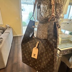Authentic Louis Vuitton Atlantis GM Tote New Purchased In Paris