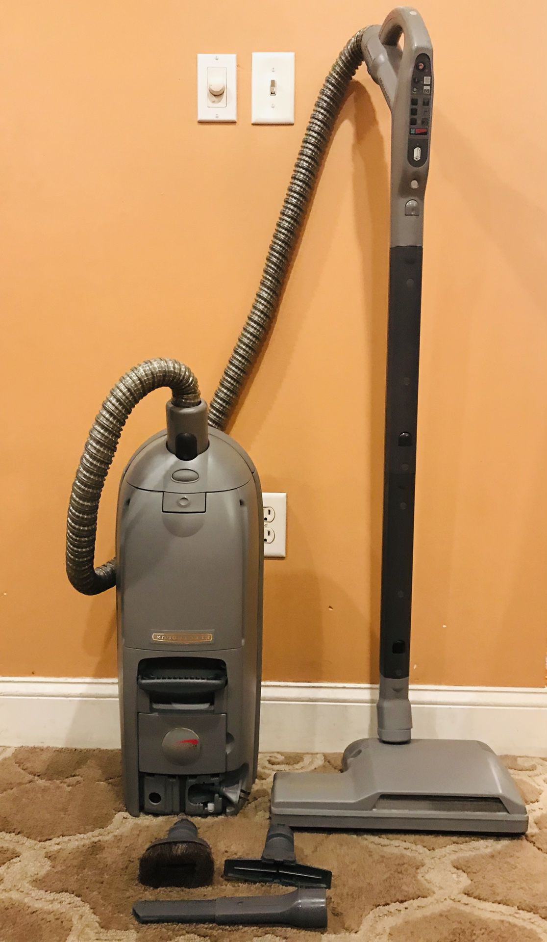 Electrolux Renaissance Canister Vacuum Cleaner