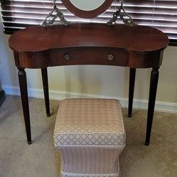 Antique Vanity With Seat