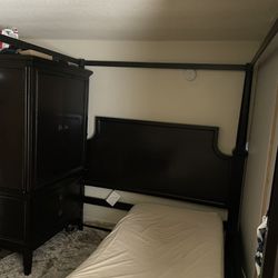 Real Wood Cal King Bedroom Set 