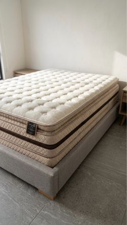 Mattress classic pillow top brand new queen size