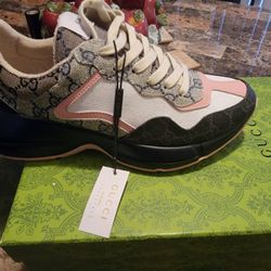 Gucci GG Rhyton Sneakers/M 8.5 or W 10