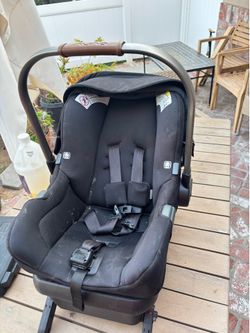 Nuna Car Seat