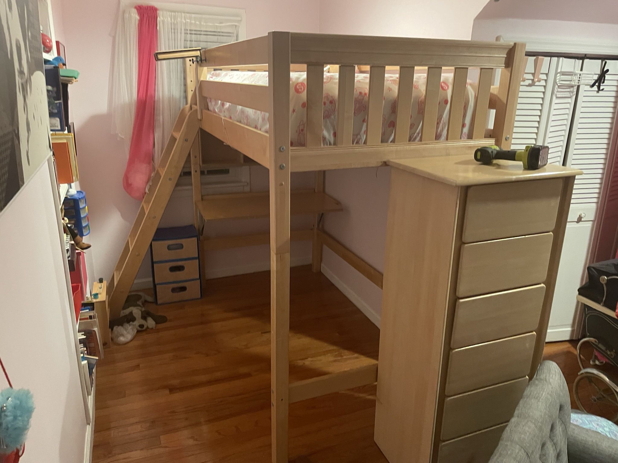 Wooden Bunk Bed With Dresser