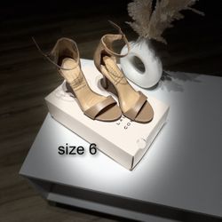 high heels Size 6 