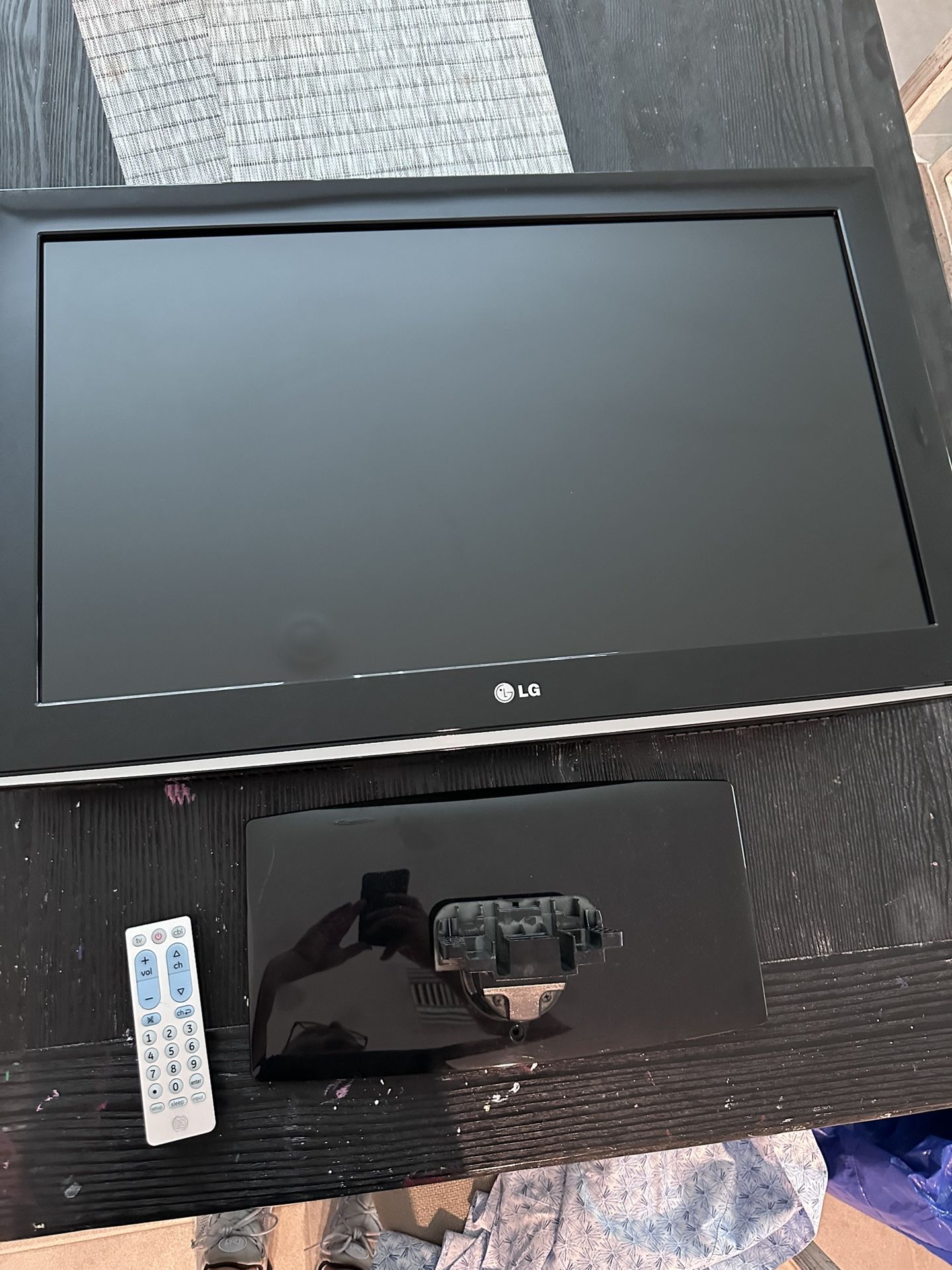 32" LG Tv
