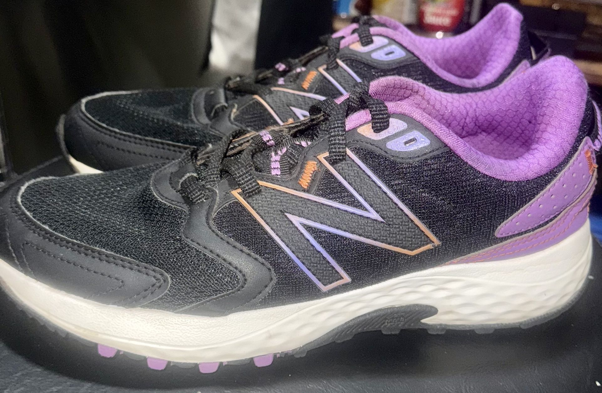 New Balance 410 V7 All-Terrain Trail Running Shoes Black/Purple Women’s Size 7.5