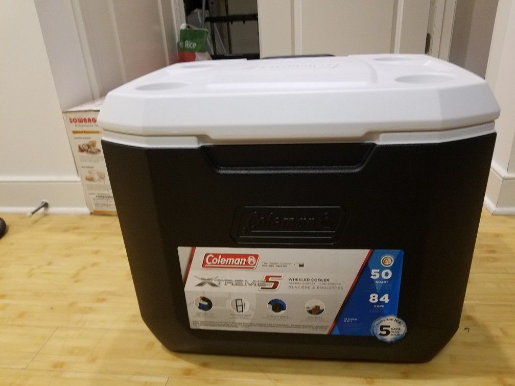 Coleman Xtreme cooler 50quart