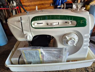 Vintage Singer Sewing Machine