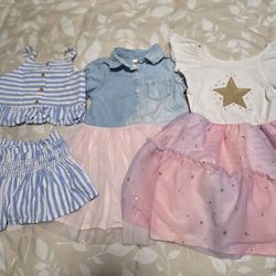 Outfits for girls, size 2T, $5 each/ Ropa para niñas talla 2 años, $5 c/u