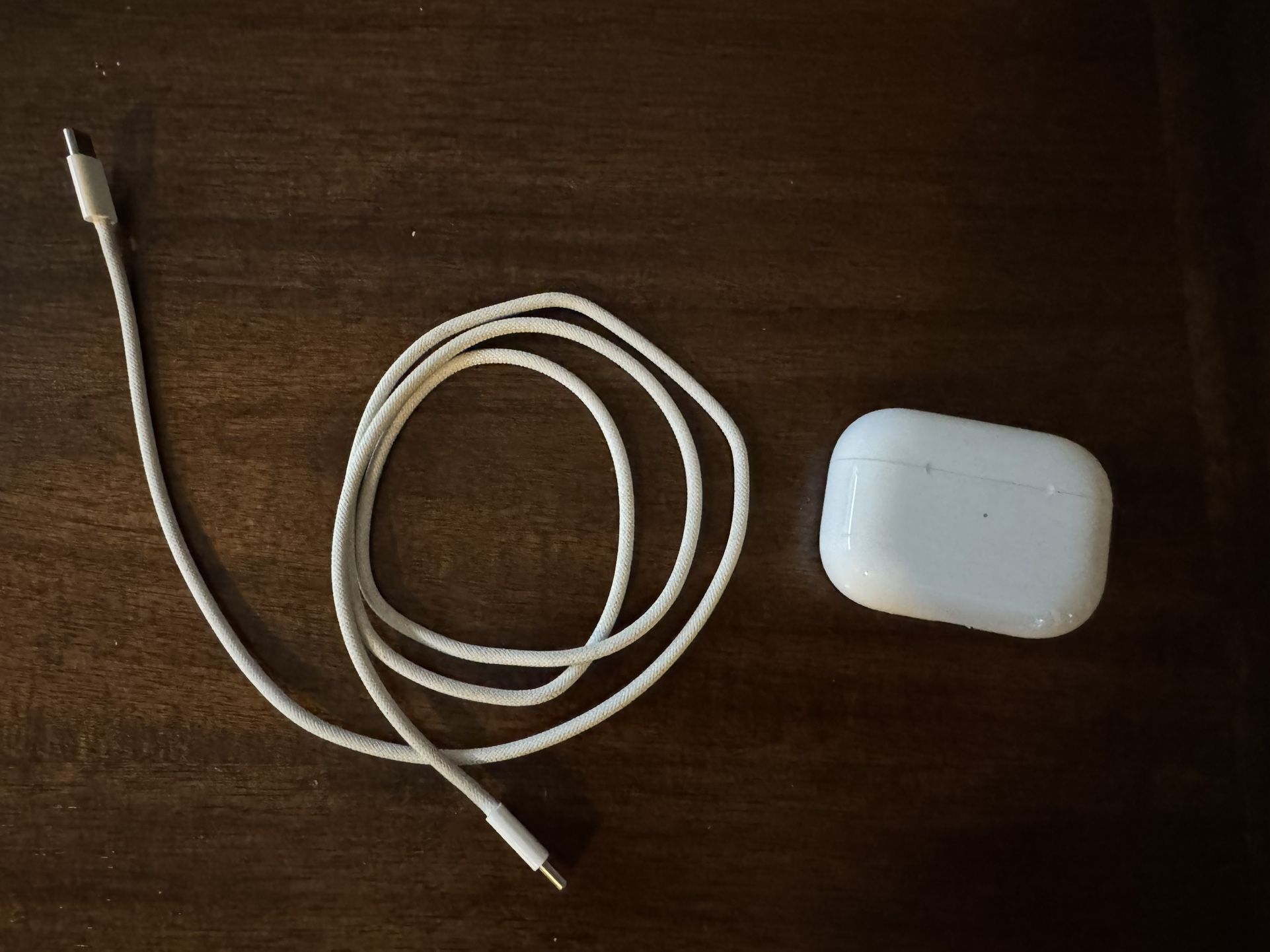 AirPods Pro 2 With Case And Cord