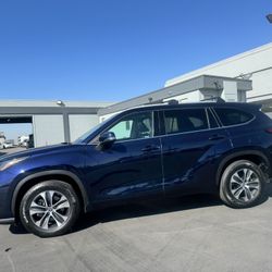 2022 HIGHLANDER HYBRID XLE $33.995