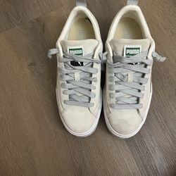 Puma Shoes Size 5.5 In Men And An Size 8 In Women 