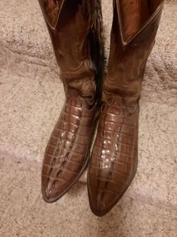 Lucchese Crocodile Mens Boots