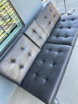 Small Couch/Futon