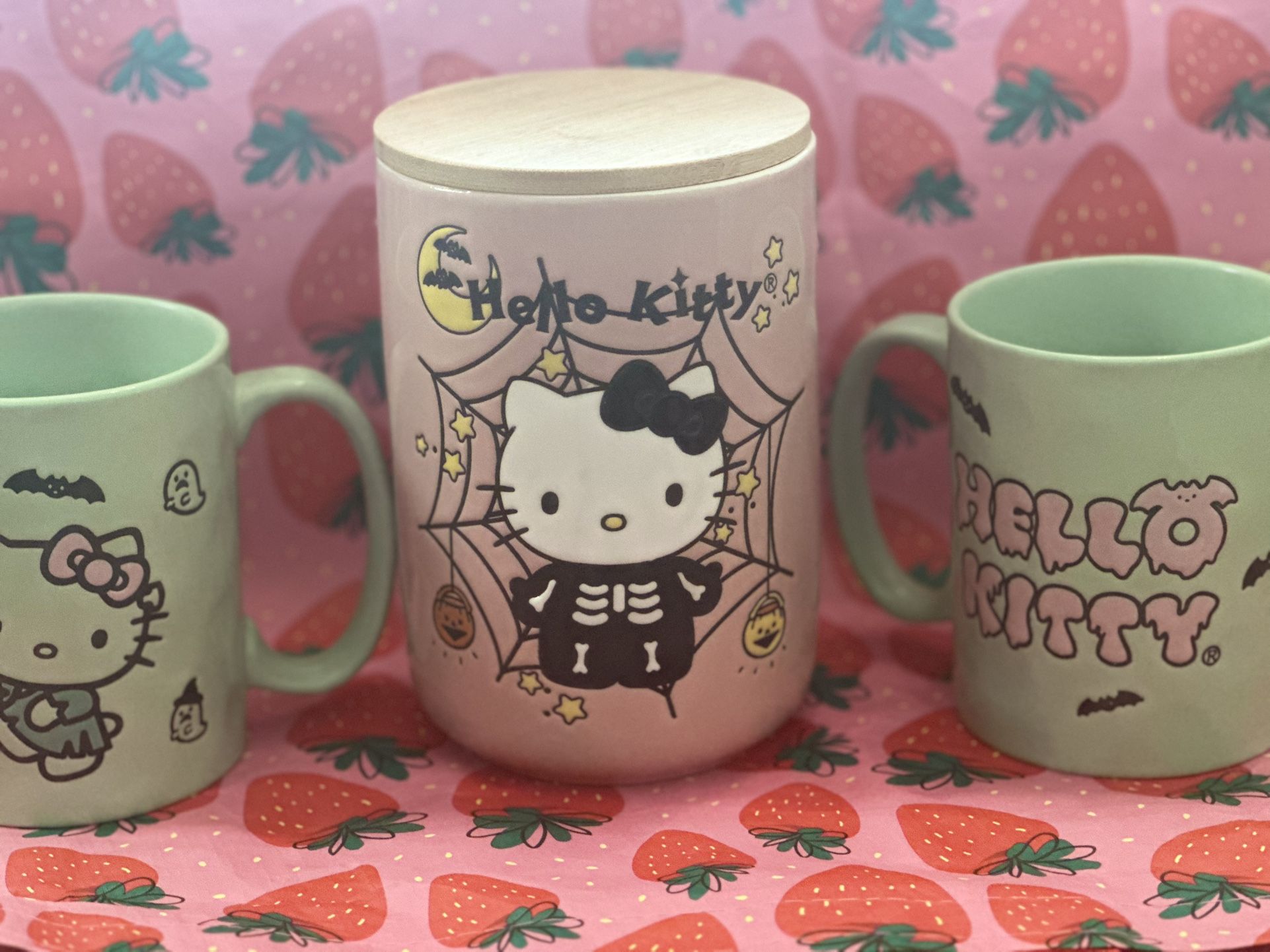Hello Kitty Cups