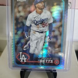 Dodgers Mookie Betts Refractor Card