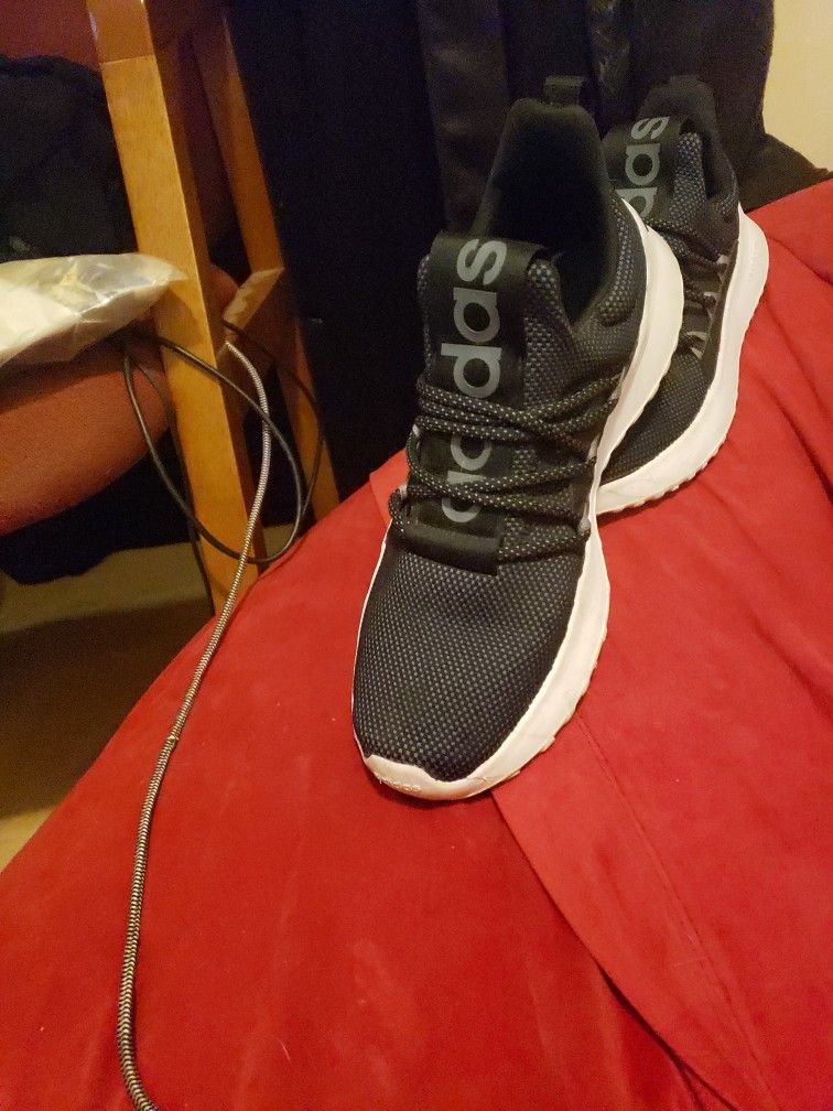 10.5 Adidas Great Deal