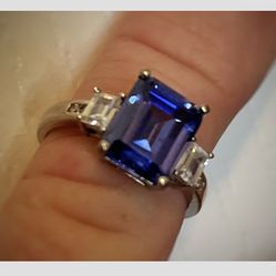 1 Ct. Tanzanite Ring
