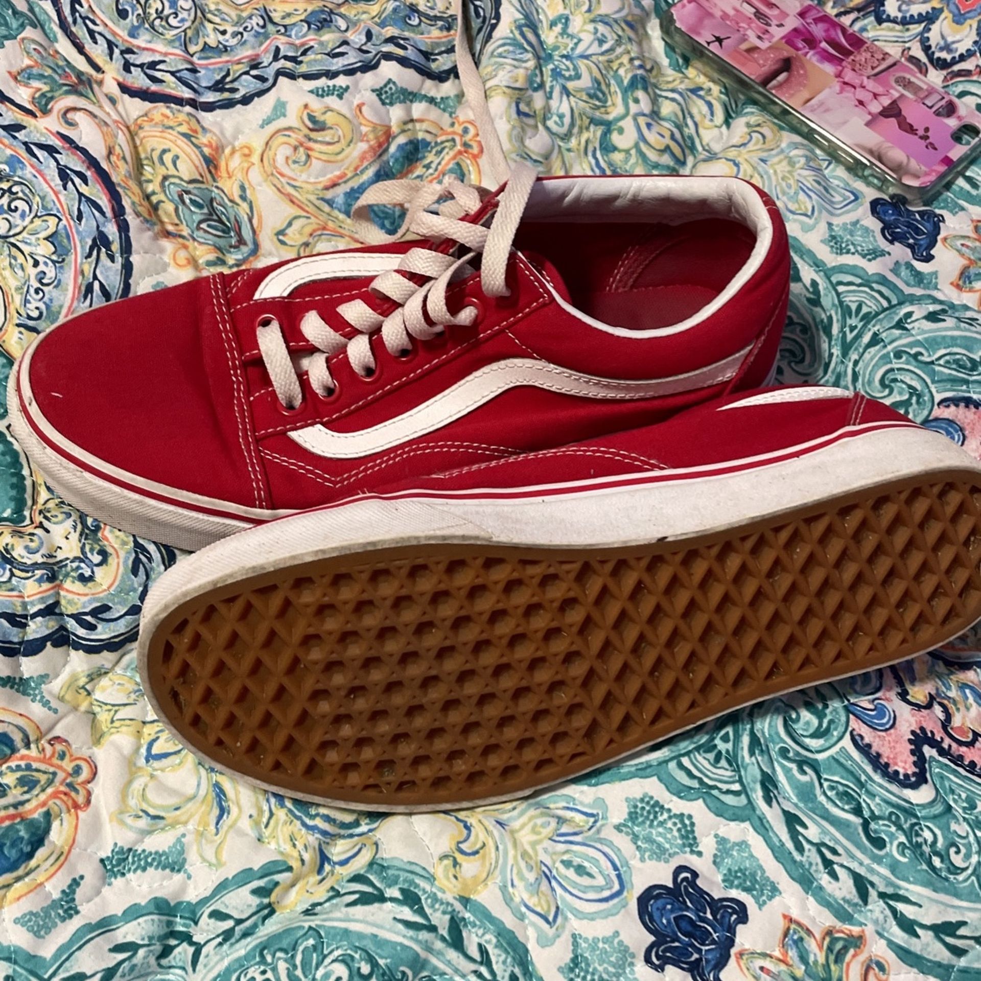 Red Vans ,vans ,old School , School,shoes Size 9.5 Women’s