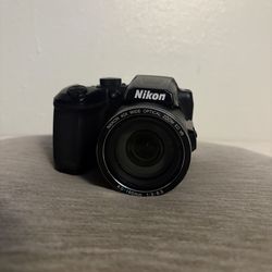 Nikon coolpix b500