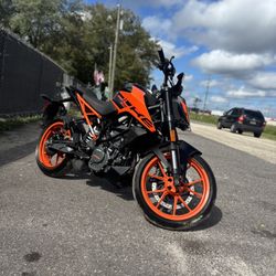 KTM 200