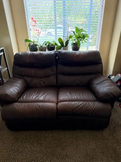 Brown  recliners loveseat