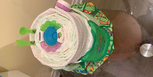 Diaper cake (great gift)