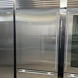 SUB ZERO 36”WIDE BUILT IN STAINLESS STEEL 