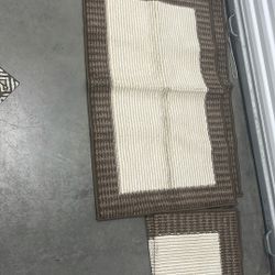 Rugs Set New