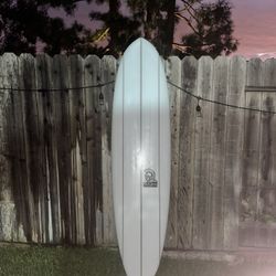 Mid length Surfboard - 7’0” Twin Fin + Single 