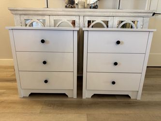 Night stand (pair)