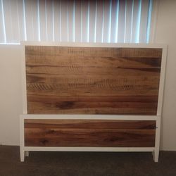 White queen bedframe and dresser