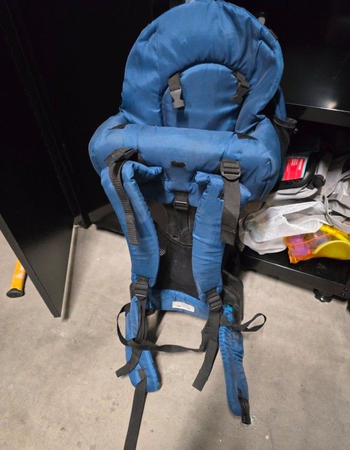 Evenflo trailtek hiking backpack for baby toddler