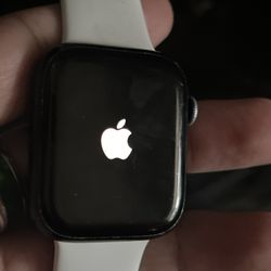 Apple Watch Series 7 45mm GPS LTE  With 5 Bands