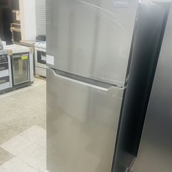 🔥🔥28” Frigidaire Top Load Refrigerator 