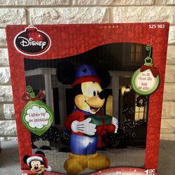 Disney 10’ Inflatable Mickey Mouse Christmas Decoration