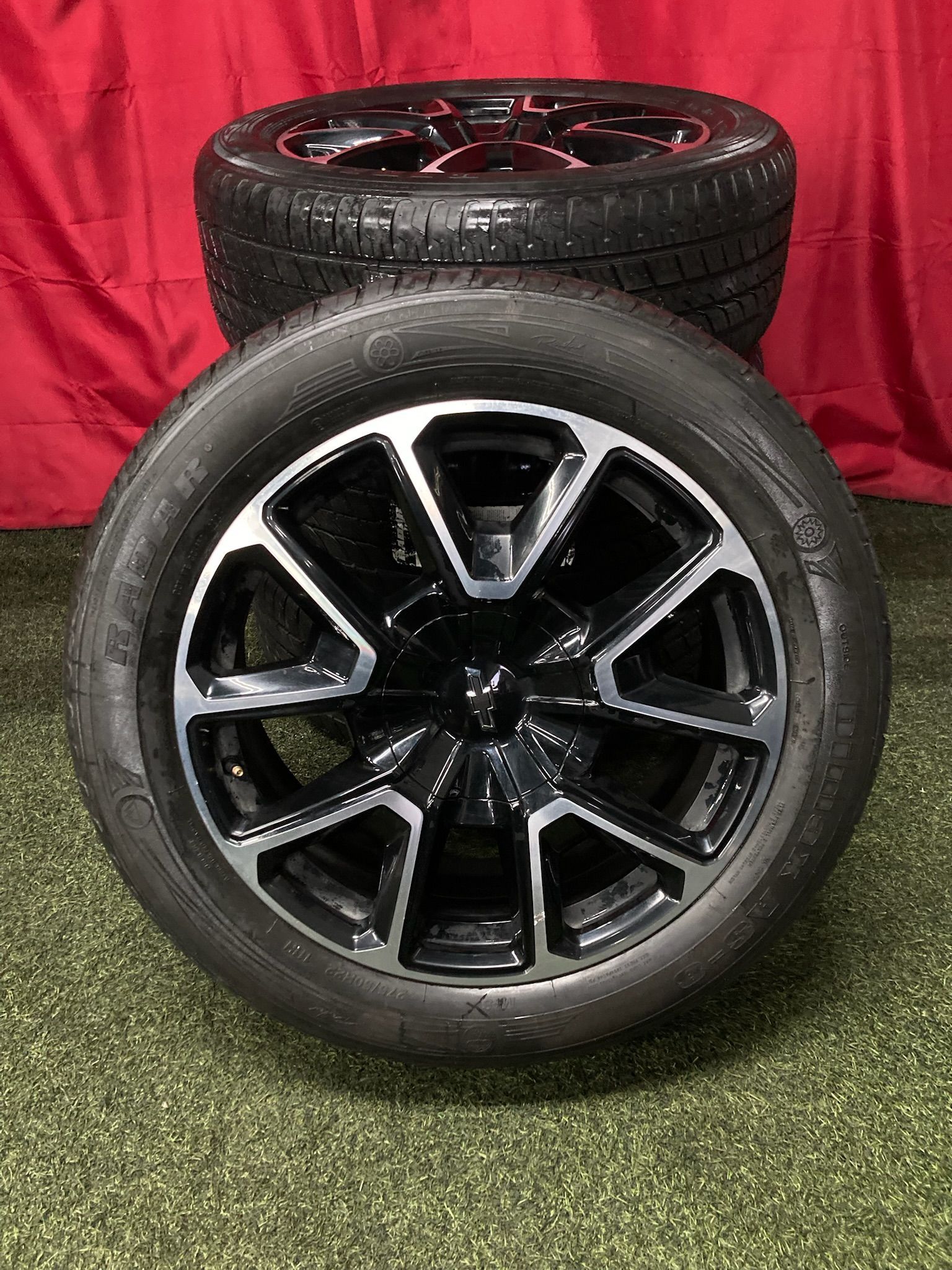 2024 Chevy Tahoe RST 6 Lug 22 Inch Takeoffs OEM Wheels