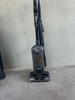 Shark APEX Powered Lift-Away DuoClean Vacuum