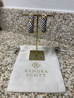 Kendra Scott Earrings New